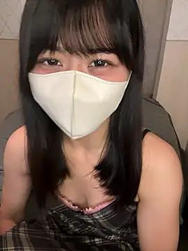 Snapshot of 0p-saki-p0 chatting on 09/11/25, 02:33 0p-saki-p0 online show from 09/11/25, 02:33