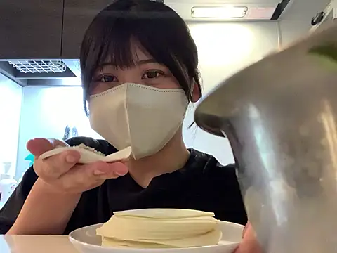 Snapshot of 0p-saki-p0 chatting on 05/16/26, 09:41 0p-saki-p0 online show from 05/16/26, 09:41