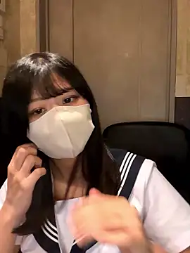 Snapshot of 0p-saki-p0 chatting on 10/04/25, 02:24 0p-saki-p0 online show from 10/04/25, 02:24