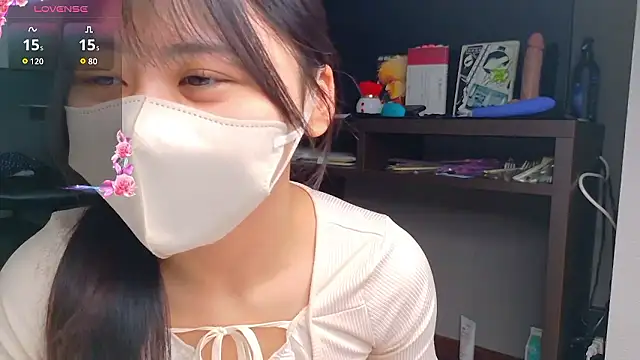 Snapshot of 0p-saki-p0 chatting on 05/08/26, 02:48 0p-saki-p0 online show from 05/08/26, 02:48