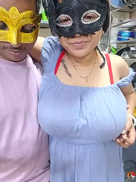 Queen Nightt online show from 01/12/26, 03:24