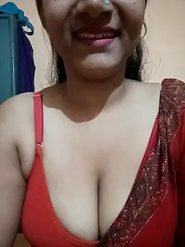 Snapshot of RITU_28 chatting on 12/05/25, 06:56 RITU 28 online show from 12/05/25, 06:56