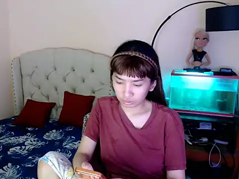 ShantalFoxxy  online show from 02/16/26, 05:00