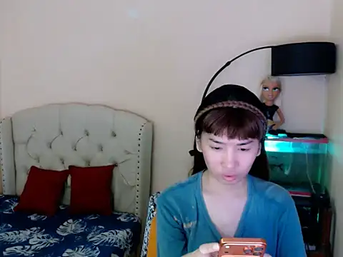 ShantalFoxxy  online show from 04/05/26, 01:34