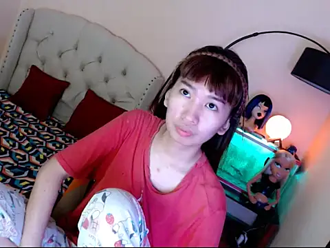 ShantalFoxxy  online show from 10/24/25, 01:32