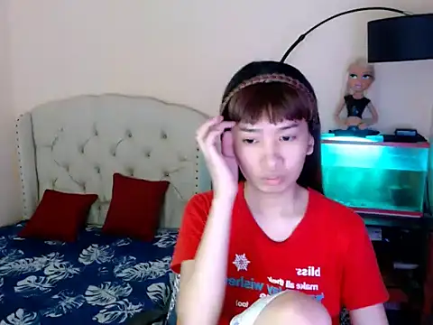 ShantalFoxxy  online show from 02/16/26, 04:55