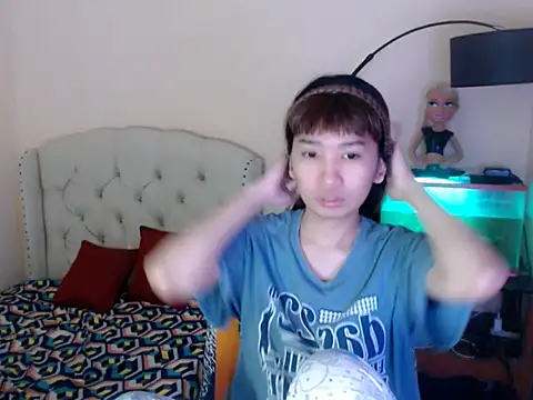 ShantalFoxxy  online show from 02/11/26, 04:01