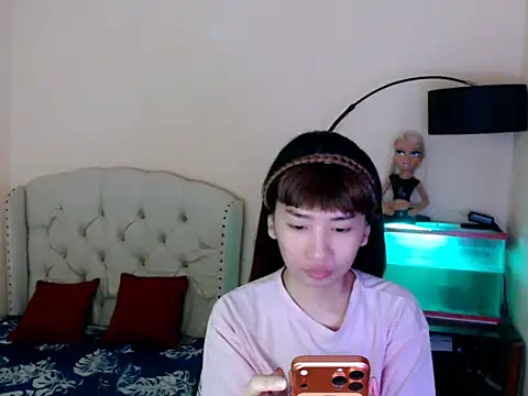 ShantalFoxxy  online show from 03/25/26, 07:52