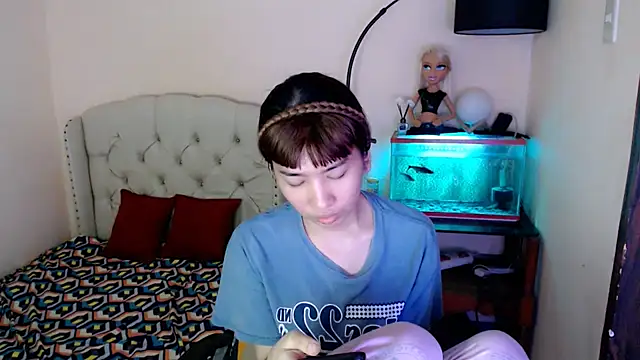 ShantalFoxxy  online show from 12/05/25, 01:53