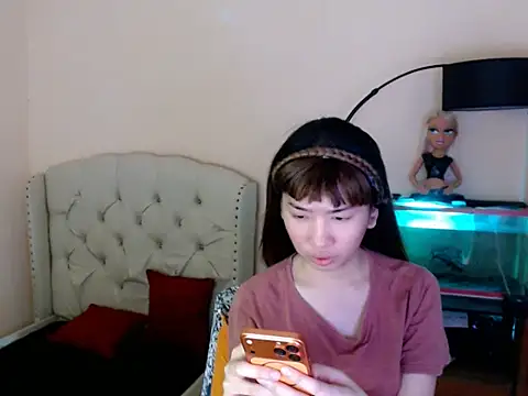 ShantalFoxxy  online show from 04/06/26, 05:30