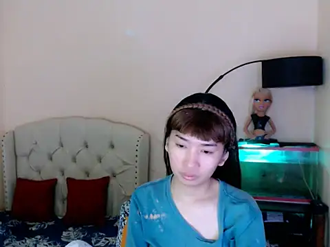 ShantalFoxxy  online show from 04/13/26, 01:20