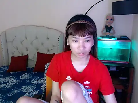 ShantalFoxxy  online show from 02/15/26, 12:15