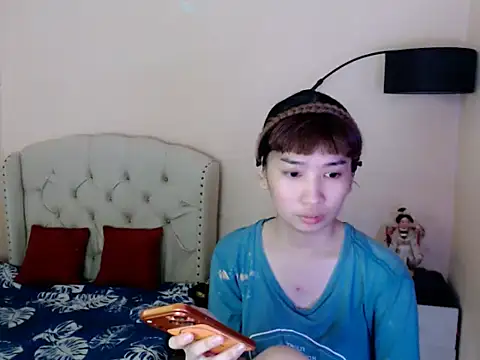 Snapshot of ShantalFoxxy_ chatting on 07/15/26, 01:01 ShantalFoxxy online show from 07/15/26, 01:01
