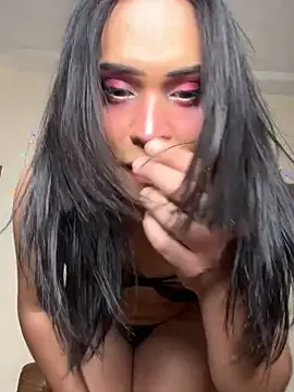 Privatesilvio online show from 09/18/25, 12:19