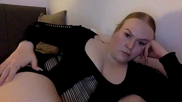 gracelovesxx online show from 11/16/25, 01:21