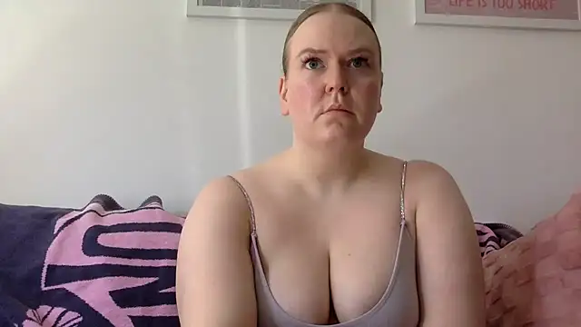 gracelovesxx online show from 04/22/26, 12:12