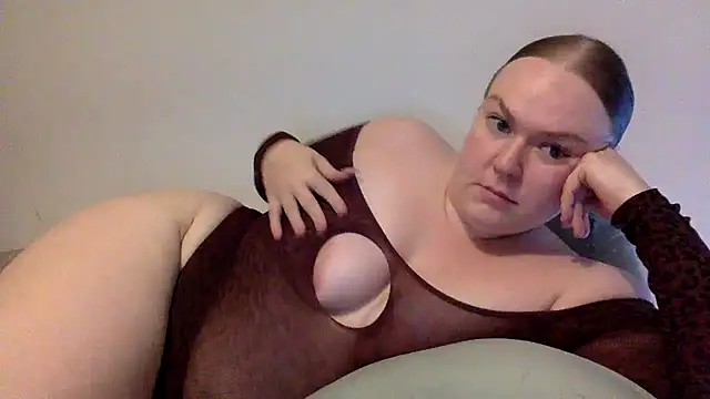 gracelovesxx online show from 11/25/25, 10:26