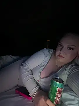 Snapshot of gracelovesxx chatting on 01/31/26, 09:35 gracelovesxx online show from 01/31/26, 09:35