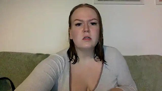 Snapshot of gracelovesxx chatting on 02/02/26, 11:04 gracelovesxx online show from 02/02/26, 11:04
