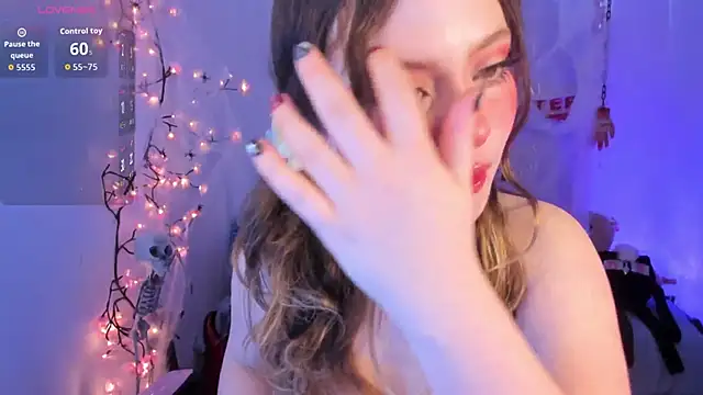 Lil bela online show from 10/29/25, 12:37