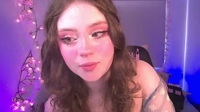 Lil bela online show from 12/18/25, 12:20