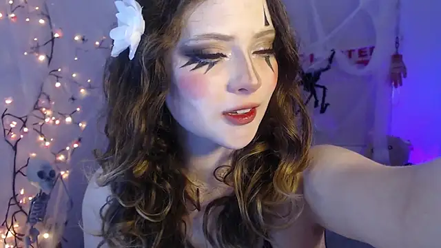 Lil bela online show from 10/30/25, 12:14