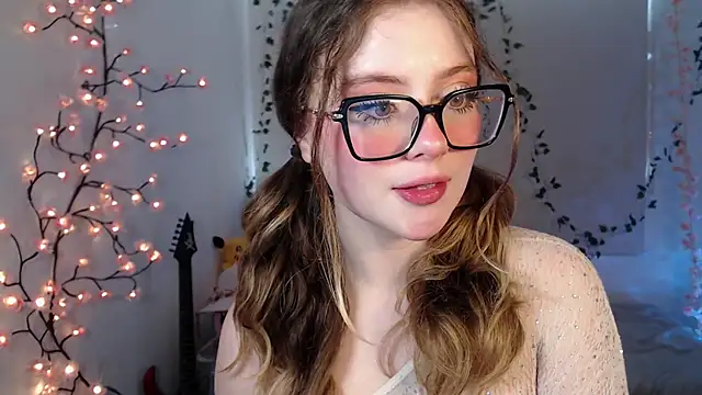 Lil bela online show from 09/09/25, 12:14