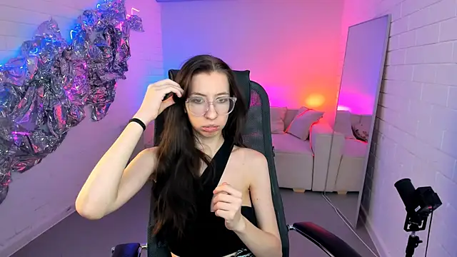 CareyJonas online show from 10/17/25, 05:37