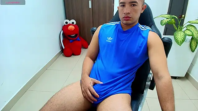 sebastian oconnor77 online show from 09/29/25, 12:44