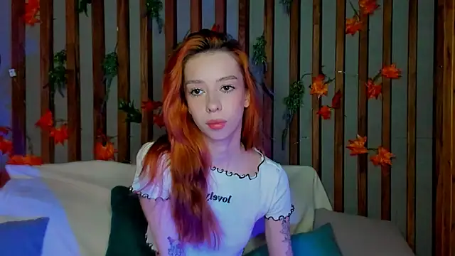 Lori Williams online show from 12/19/25, 01:09