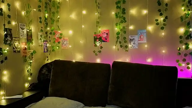 Lori Williams online show from 02/19/26, 02:19