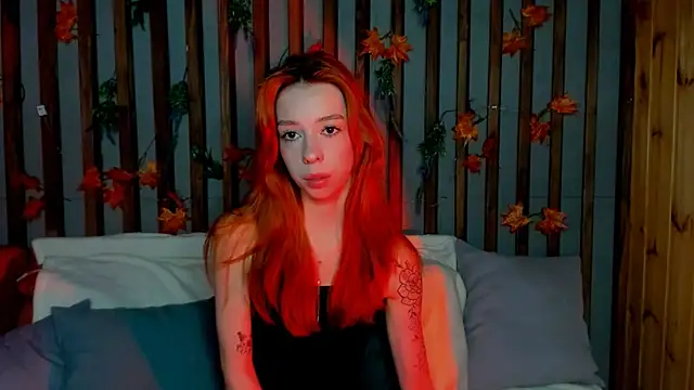 Lori Williams online show from 12/15/25, 01:11