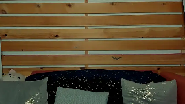 Lori Williams online show from 01/17/26, 01:09