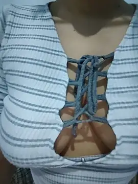 airamoon online show from 11/19/25, 03:17