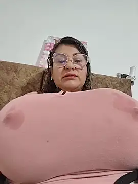AlexxiaaMat online show from 05/30/26, 11:05
