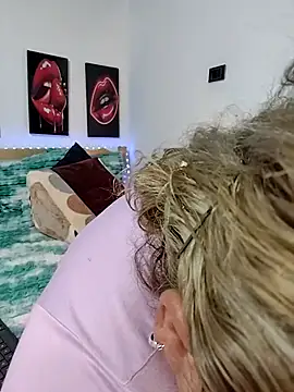 Snapshot of AlexxiaaMat chatting on 02/17/26, 11:07 AlexxiaaMat online show from 02/17/26, 11:07