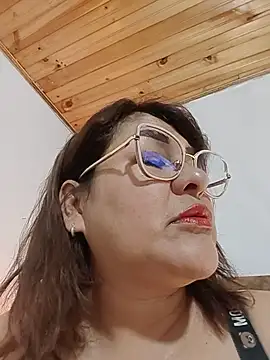 Snapshot of AlexxiaaMat chatting on 06/29/26, 01:00 AlexxiaaMat online show from 06/29/26, 01:00