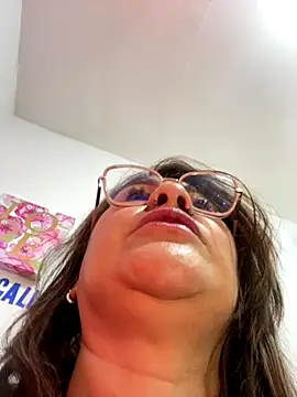 Snapshot of AlexxiaaMat chatting on 09/22/25, 11:05 AlexxiaaMat online show from 09/22/25, 11:05