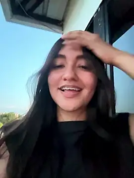 sweet artemiis online show from 01/13/26, 11:08