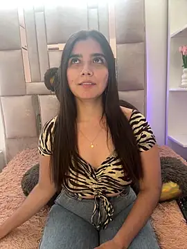 Snapshot of salomecute21 chatting on 09/24/25, 01:50 salomecute21 online show from 09/24/25, 01:50