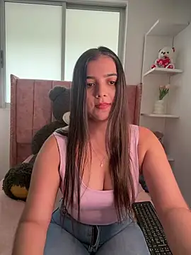 salomecute21 online show from 06/03/26, 11:44