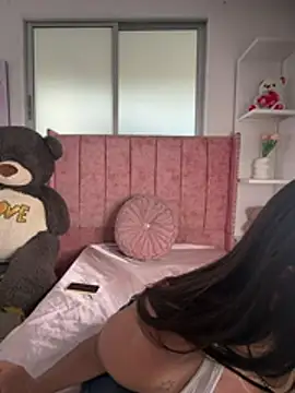 salomecute21 online show from 06/10/26, 11:33