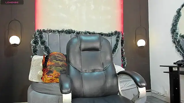 Liam walk  online show from 11/27/25, 10:21