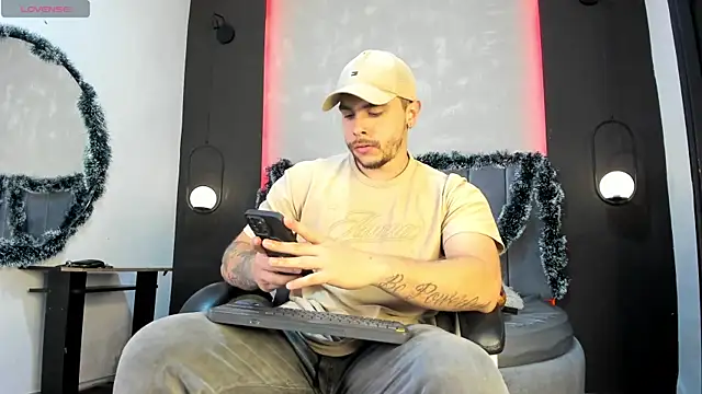 Liam walk  online show from 12/19/25, 07:27