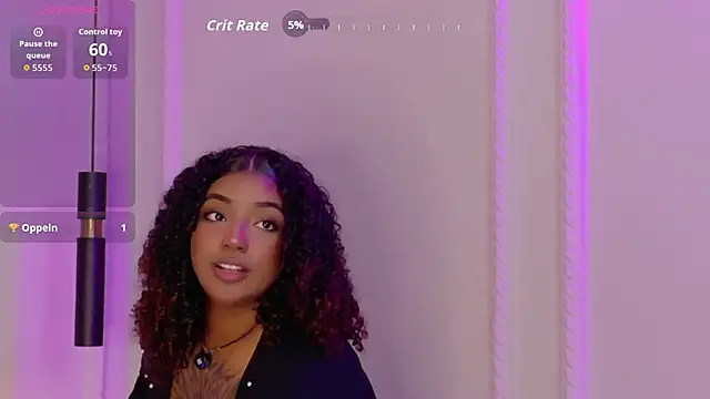 Snapshot of Cristal-Jonnes chatting on 05/18/26, 05:45 Cristal-Jonnes online show from 05/18/26, 05:45