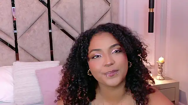 Cristal-Jonnes online show from 03/17/26, 03:53