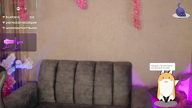 JuliethMoss online show from 12/13/25, 08:04