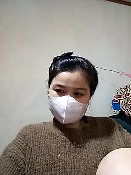 Snapshot of Daisy-lusia96 chatting on 11/22/25, 01:43 Daisy-lusia96 online show from 11/22/25, 01:43