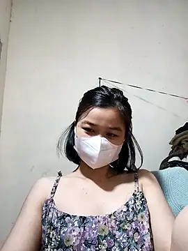 Snapshot of Daisy-lusia96 chatting on 11/05/25, 11:52 Daisy-lusia96 online show from 11/05/25, 11:52