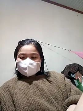 Snapshot of Daisy-lusia96 chatting on 10/21/25, 01:43 Daisy-lusia96 online show from 10/21/25, 01:43